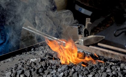 Schmiedeherd - wichtige Materialien für Bau und Renovierung
